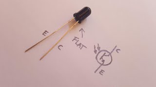 Phototransistor circuit design for Arduino [upl. by Yelsew]