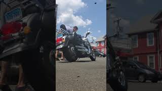 Suzuki Vl800 Volusia loud Vance amp Hines Straight Shots sound [upl. by Lubin]