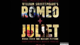 Romeo amp Juliet 1996 – Kym Mazelle – Young Hearts Run Free [upl. by Nilyam]