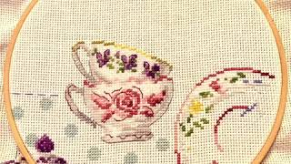 Flosstube 9  Finish Cross stitch DMC”crockery and Violets” 私のクロスステッチのやり方。始まりから完成まで❤︎ [upl. by Abihsat]