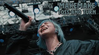 REACTION 麥琪麥琪MakeMake【Toss and Turn】Live Music Video [upl. by Aneer149]