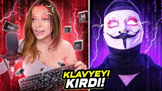 SİNİRLİ KIZ YAYINCIYI HİLEYLE TROLLEDİM KLAVYEYİ KIRDI CS 2 [upl. by Gettings]