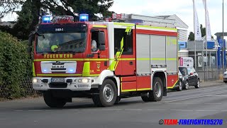 Brennt Sattelauflieger mit Strohballen Einsatzfahrt der Freiwilligen Feuerwehr Langen auf die B486 [upl. by Coral]