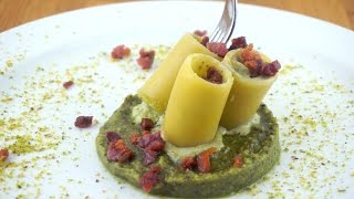 Paccheri Pesto di Pistacchio e Pancetta Croccante  Italian Pasta with Pistachio and Crispy Bacon [upl. by Luapleahcim]