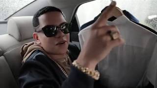 J Alvarez  Esa Boquita Live Video [upl. by Ivers]