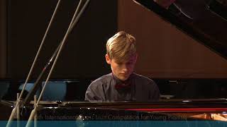 Improvisation on the 24th caprice of NPaganini  Simon Buerki [upl. by Sheaff578]