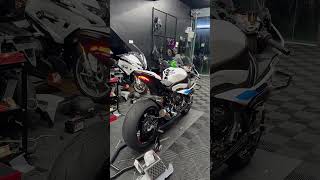 BMW s1000rr exhaust spit fire sound search BMWs1000rr motorcycle [upl. by Stinson]