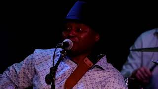 Charly Rwubaka  Travailler Cest Trop Dur Concert au Blues Sphere [upl. by Dagley]