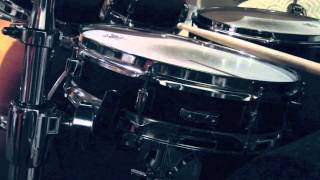 Pearl Piccolo 13quot x 3quot Steel Snare Drum DEMO High Quality  Lindsay Artkop [upl. by Morven734]