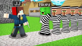 JJ and Mikey Became ROBBERS vs POLICE in Minecraft Challenge by Maizen FBI [upl. by Alyahsal]