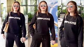 Kaanta Laga Girl Shefali Jariwala Spotted At Mumbai Airport [upl. by Suedaht]