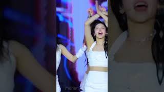 YEIJ edit kpop YEIJ itzy кпоп fyp blackpink bts ak edit dance vidio shorts lisa [upl. by Ingles419]