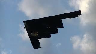 B2 Landing  Whiteman AFB  352022 [upl. by Frayne]