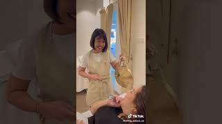 究竟是顾客的要求重要还是应该坚持自己的专业呢❓ earcleaning funny earwaxremoval earcare [upl. by Eirotal]