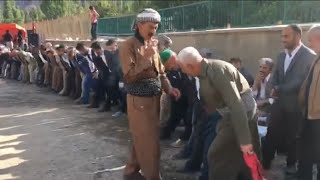 Hakkari düğünleri taşbaşı köyü düğünleri halaya giren dayı böyle halay görülmedi kurdish wedding [upl. by Barney]