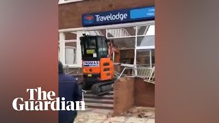 Man uses digger to destroy reception of Liverpool Travelodge [upl. by Gitlow]