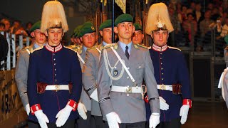 German Guard of Honour in Prussian Tradition  Drill Team 7 Kompanie Wachbataillon Bundeswehr [upl. by Aetnahs554]