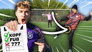 MIT JEDEM KÖRPERTEIL EIN TOR SCHIEßEN LUCAS vs LARS FUßBALL CHALLENGE [upl. by Nodarse508]