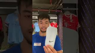 Comparison of Nike Mecurial Lite and Nike J Guard Shin Guard [upl. by Kerad215]