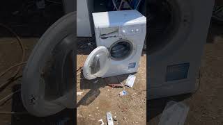 Indesit vs 2 kg mega mega broken bearings [upl. by Gena]