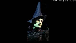 Idina Menzel AMAZING Defying Gravity West End [upl. by Kaleb554]