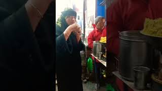 Mumbai very cute girl eating Pani puri streetfood food shorts indianstreetfood youtubeshorts [upl. by Yengac]