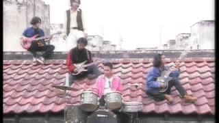 EYE  Izinkan Selamanya Namamu Dihati Official Music Video [upl. by Nosyla137]