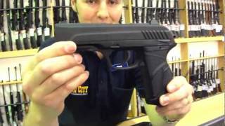 GAMO PT85 PT85 P25 P25 AIR PISTOLS wwwguncitycom [upl. by Shamus]