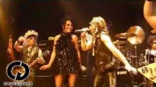 Alejandra Guzman y ModerattoSentimental en vivo LA 2011 [upl. by Bohs]