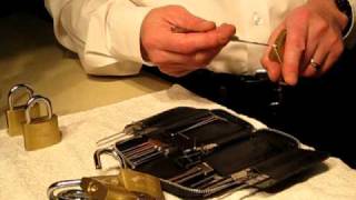 Lock Picking Tips For Newbies TUTORIALAVI [upl. by Ioj]