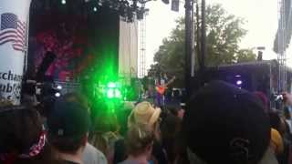 Slash 2013 Ribfest Naperville  Rocket Queen Solo [upl. by Yanaj]