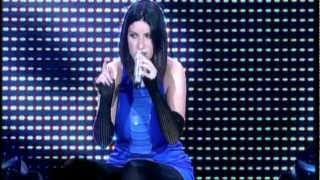 Laura Pausini  La Soledad live [upl. by Loats]