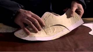 Come costruire una scarpe su misura  How to make shoes [upl. by Llennod628]