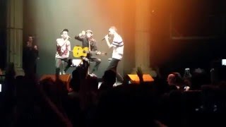 Bigflo amp Oli et leur Papa Hasta siempre Zenith Toulouse [upl. by Aimik160]