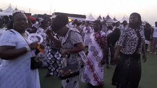 GHANA IMMIGRATION SERVICE BAND SURPRISED NANA TABIRI  JOHN KUMAH AMPENTUA FINAL FUNERAL EJISU ONWE [upl. by Dloreg]