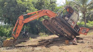 Tata Hitachi Ex130 Excavator Hydraulic repair Work [upl. by Namwen650]