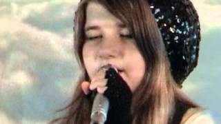 RunLeona Lewis Cover performed by Celina 10 Jahre [upl. by Jeannie203]