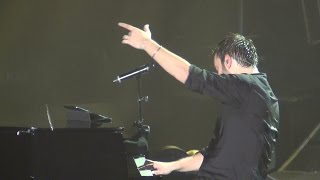 CESARE CREMONINI  FIGLIO DI UN RE  UNA COME TE  VIENI A VEDERE PERCHE  PADOVA 27112014 [upl. by Nakeber]