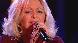 Sally Barker performs Walk On By  The Voice UK 2014 The Knockouts  BBC One [upl. by Pasco]