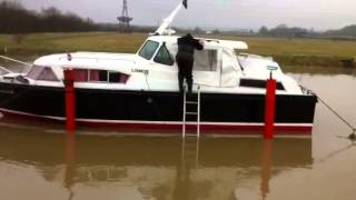 Glanford boat club 2013 flooding [upl. by Moreville13]