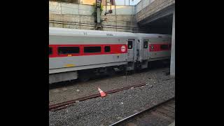 Metro North Railroad P32ACDM bypassing New Rochelle Station metronorth mta Railroad [upl. by Asteria813]