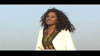 Rahwa Yemaneራህዋ የማነ Kndi billioneyክንዲ ቢልዮነይTigrigna MusicVideo [upl. by Azzil43]