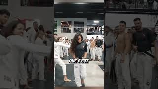 Cette Fille se fait Frapper par 100 Personnes car 🥋 [upl. by Ablem]