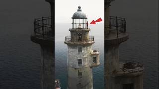 ऐसी JOB कभी मत करना🤯🤯🤯🤯🤯🤯shorts​ ytshorts​ facts​ ocean​ dangerous​ lighthousetrendingshorts [upl. by Aribold192]