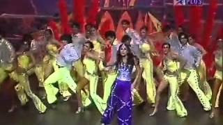 Kareena kapoor at IIFA awards 2008 YouTube [upl. by Gerhard]