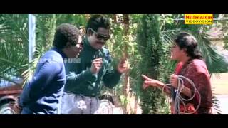 Akkare Akkare Akkare Film Comedy  Sreenivasan At Dry Clean Shop Comedy [upl. by Duck762]