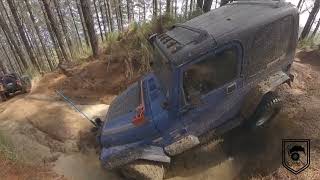 Having some fun at Woodhill 4x4 park [upl. by Suravart]