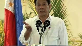 WATCH Dutertes p mo after foreign journalist asks questions [upl. by Sarilda]