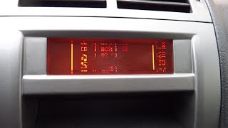 Peugeot 407  výměna LCD displeje [upl. by Nosyk396]