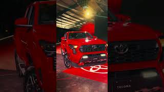 Presentación Toyota Tacoma [upl. by Ymot737]